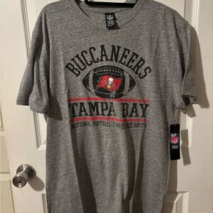 Buccaneers tee shirt
